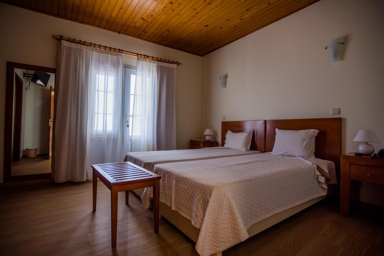 Hotel Costa Linda Порто да Круз Екстериор снимка